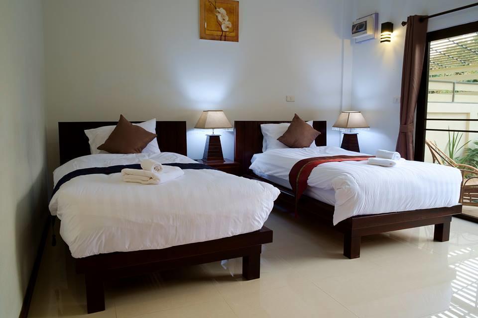Relax Garden House Hotell Chiang Mai Exteriör bild