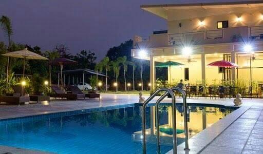 Relax Garden House Hotell Chiang Mai Exteriör bild